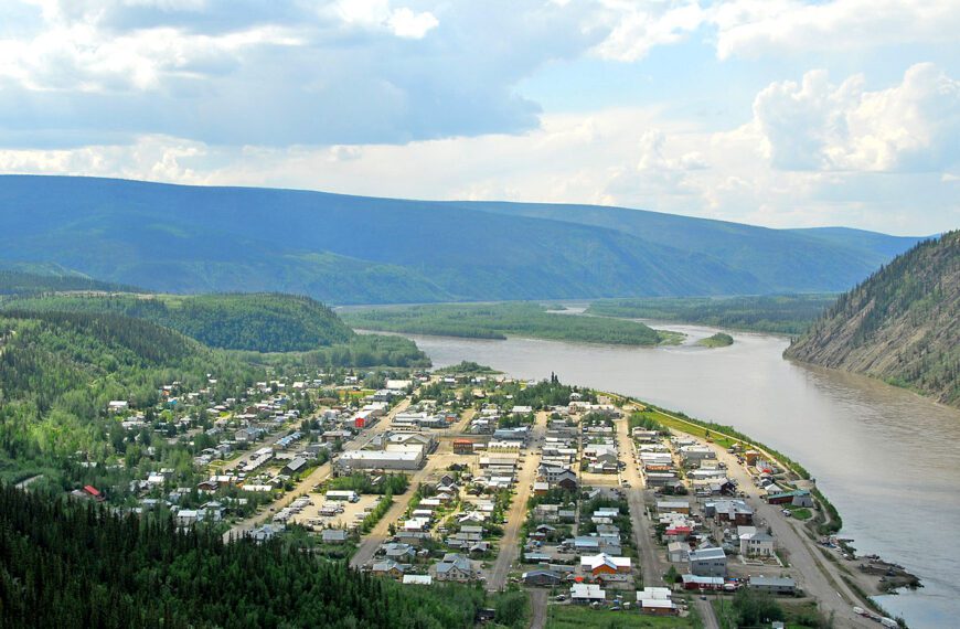 Dawson City Council’s Refusal To Swear Oath To King Sets Dangerous Precedent